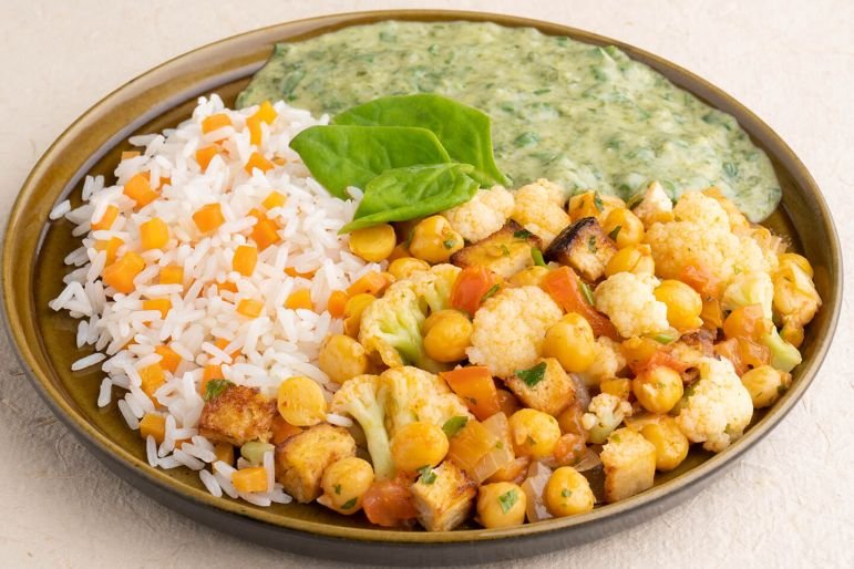 Descubra como preparar marmitas para vegetarianos e veganos com receitas práticas, dicas de planejamento e benefícios para saúde e meio ambiente.